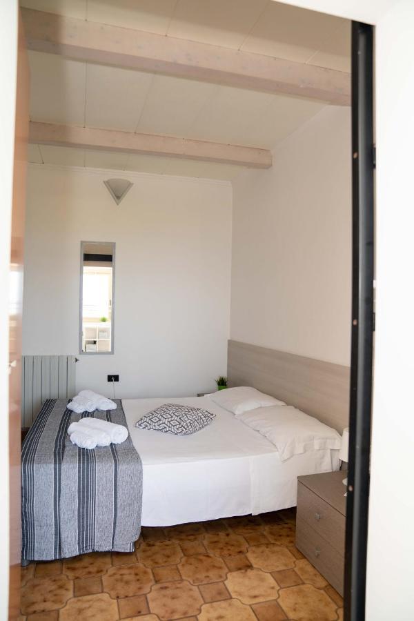 Queen'S Bed & Breakfast Grisolia Extérieur photo